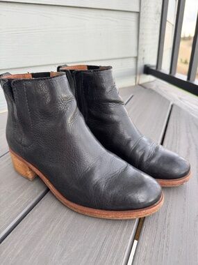 Kork-Ease Black Leather Ankle Booties with Brown Stacked Heel